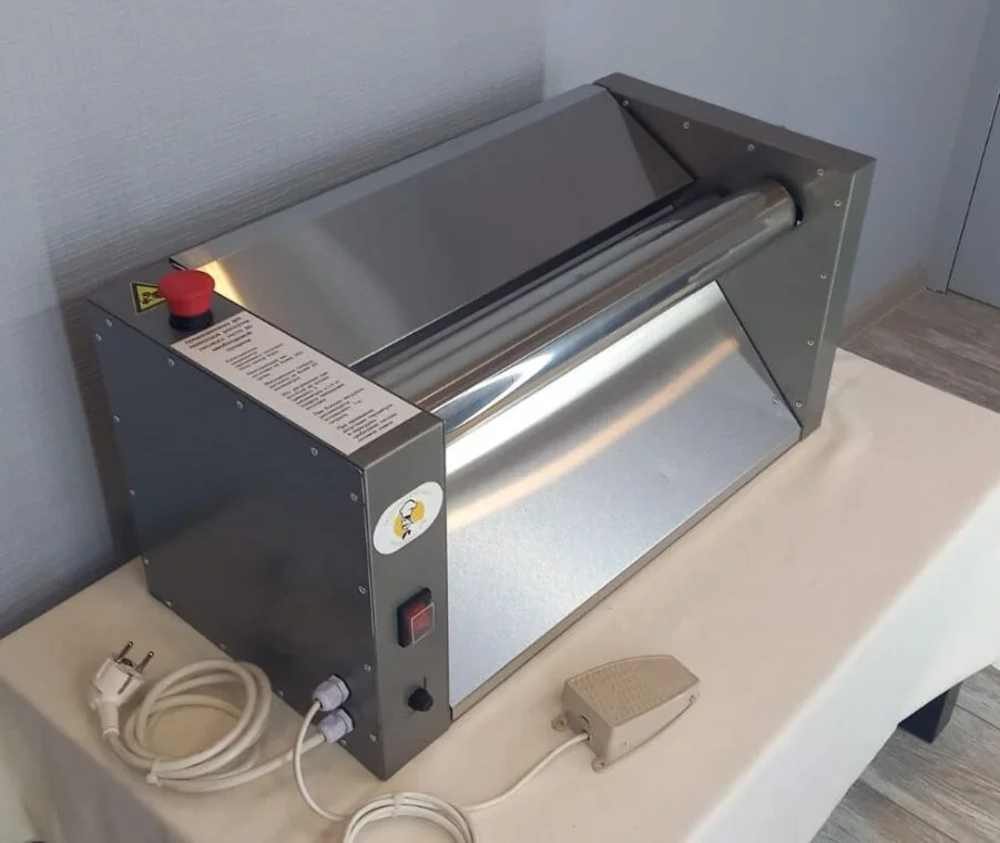 Тестораскаточная машина ТРМ-950 - миниатюра 2