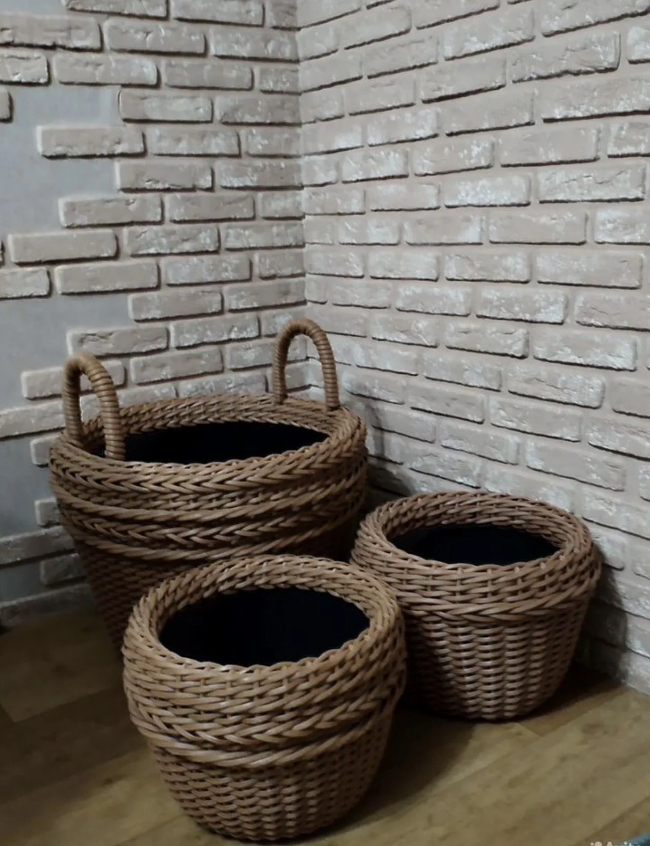 Прямое кашпо из ротанга - миниатюра 2