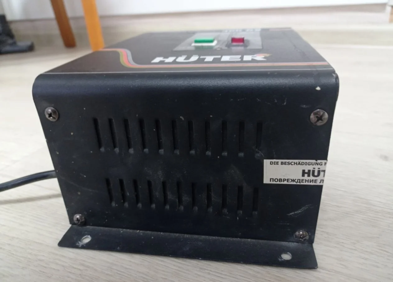 Электронный стабилизатор напряжения huter 400GS - миниатюра 3