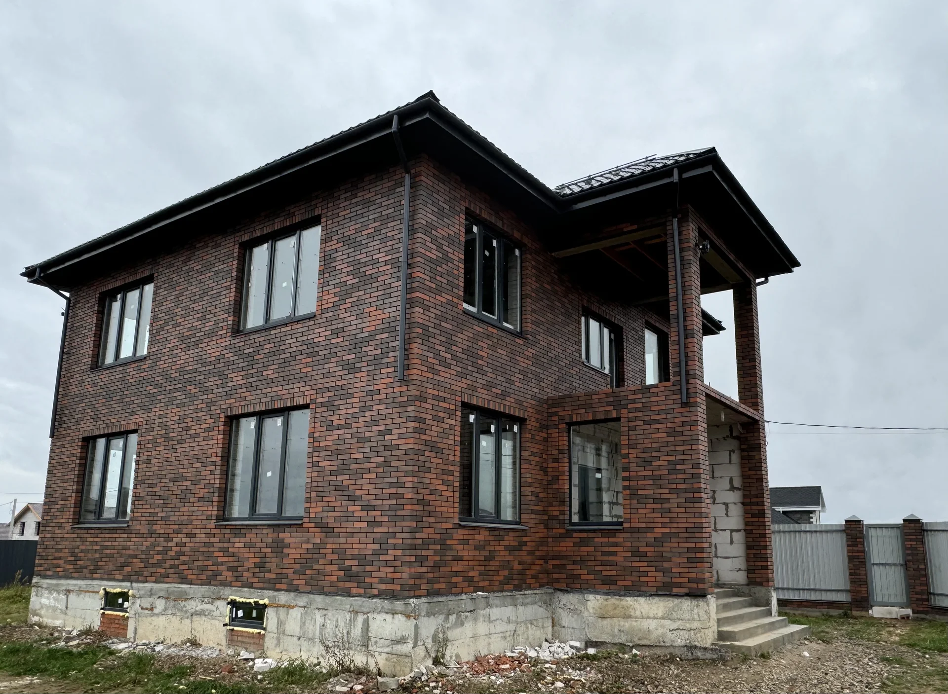Продается 3-этажный дом - миниатюра 4