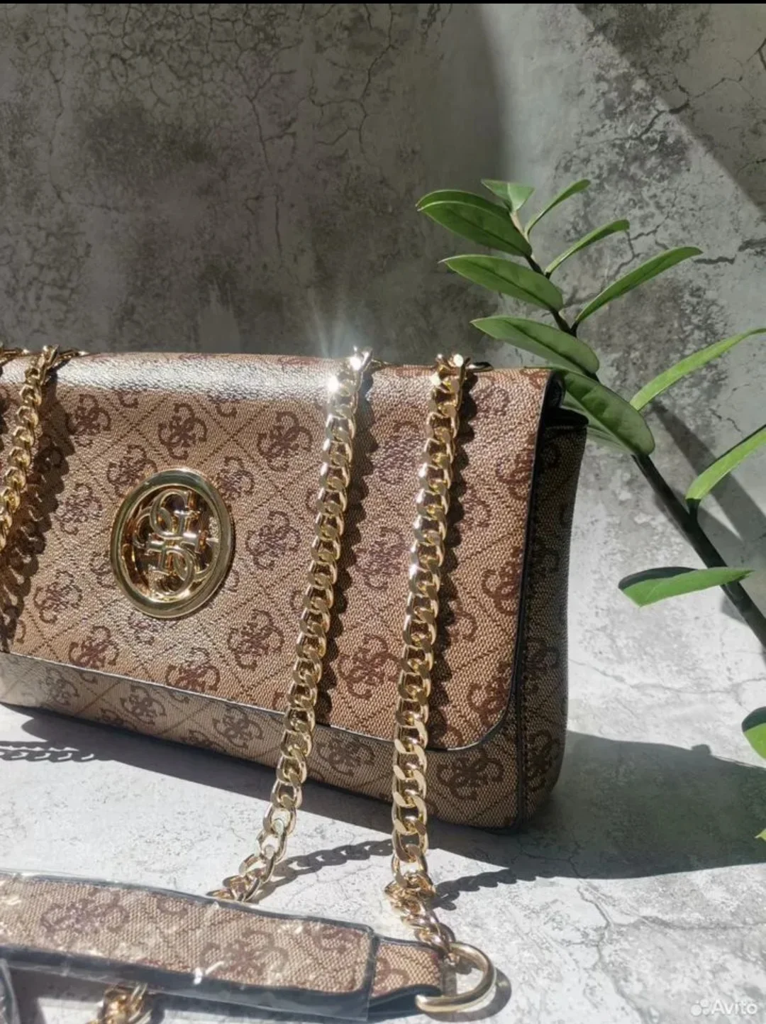 Сумка Guess - миниатюра 3
