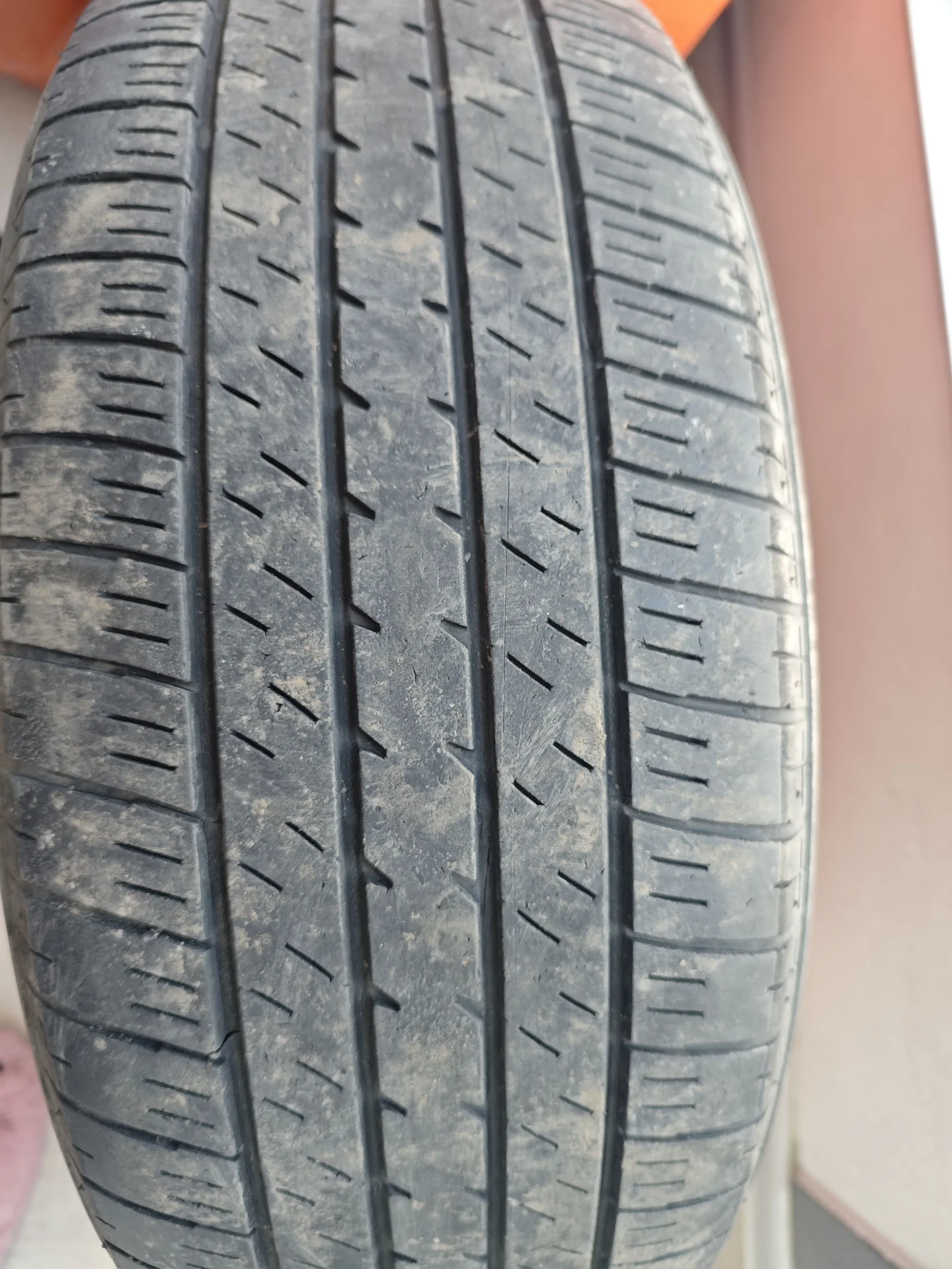 Шины Bridgestone Dueler H/L 33 235/65 R19 101 - миниатюра 3
