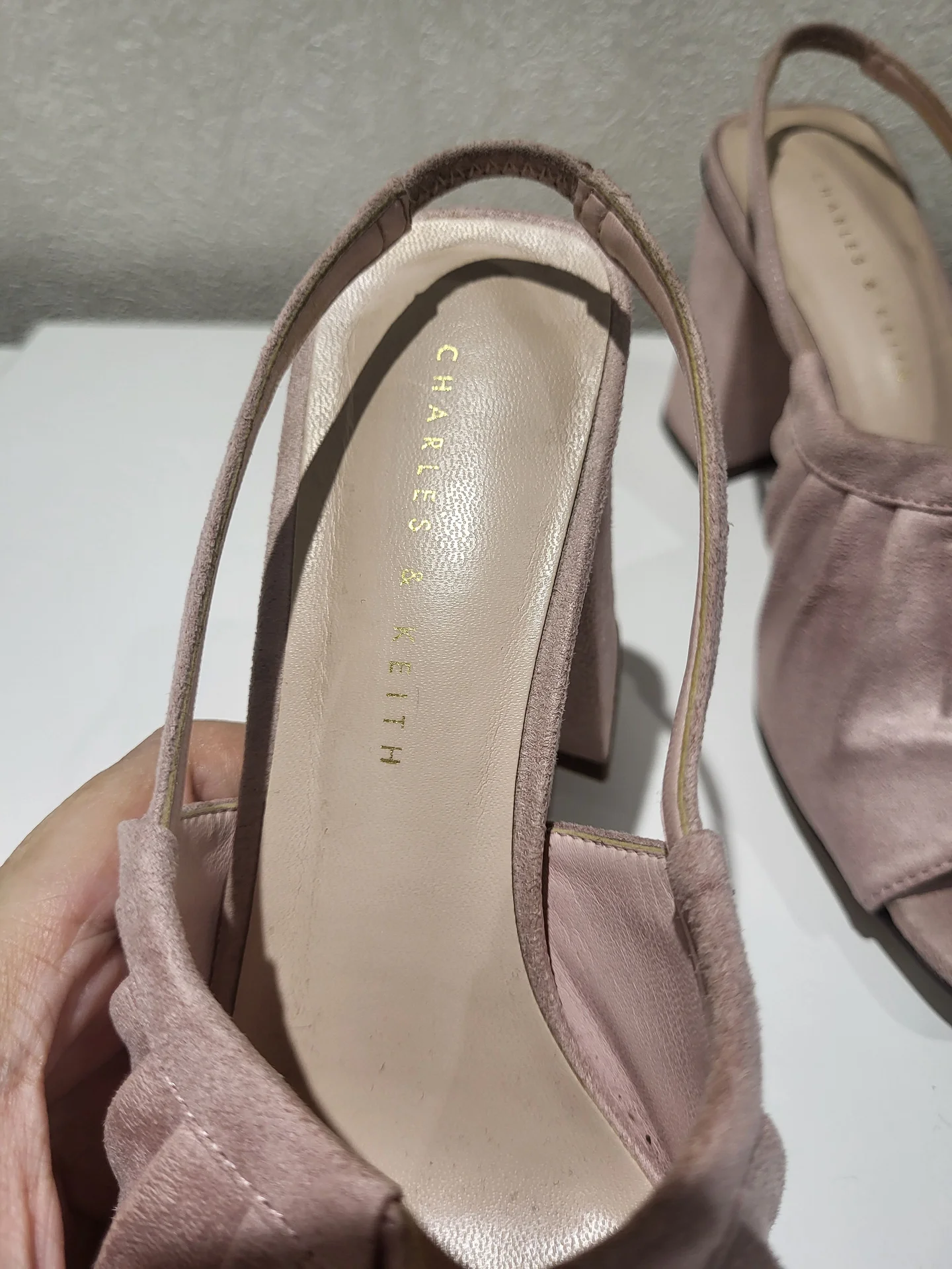 Босоножки Charles & Keith (Сингапур) 35 размер - миниатюра 4