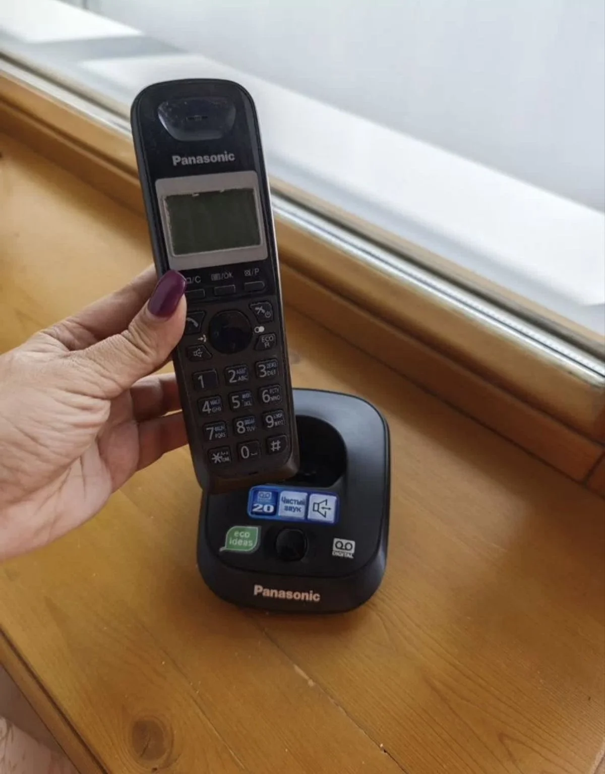 Беспроводной телефон Panasonic - миниатюра 2