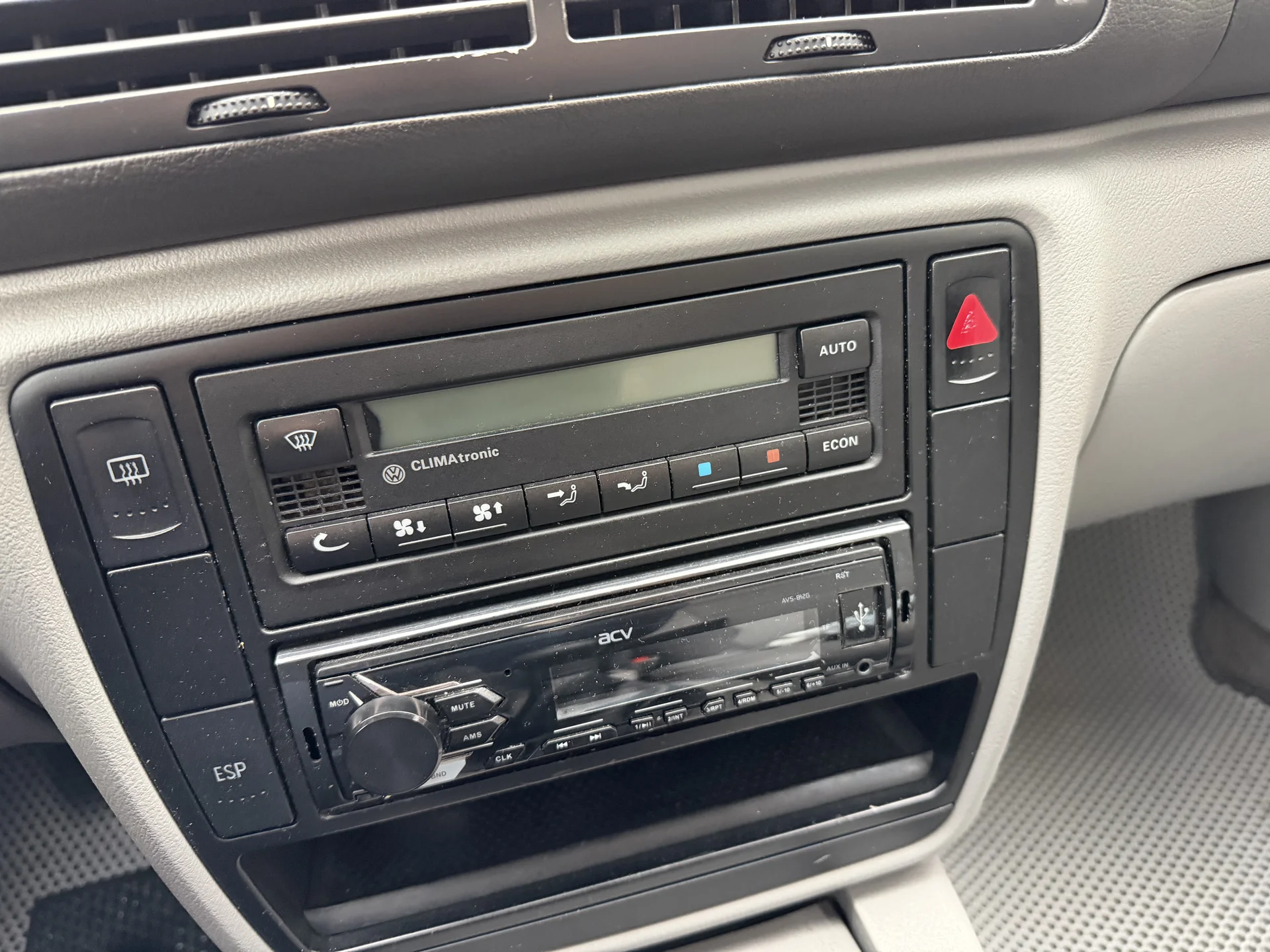 VW PASSAT 2001 - миниатюра 13