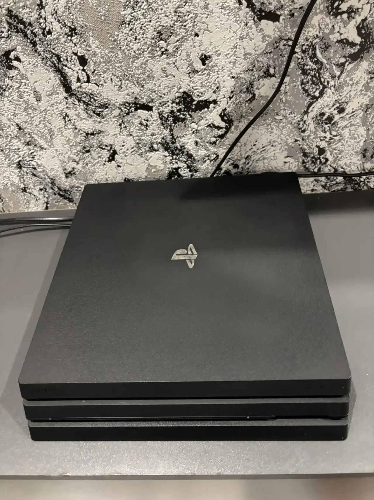 Play Station 4 Pro - миниатюра 2