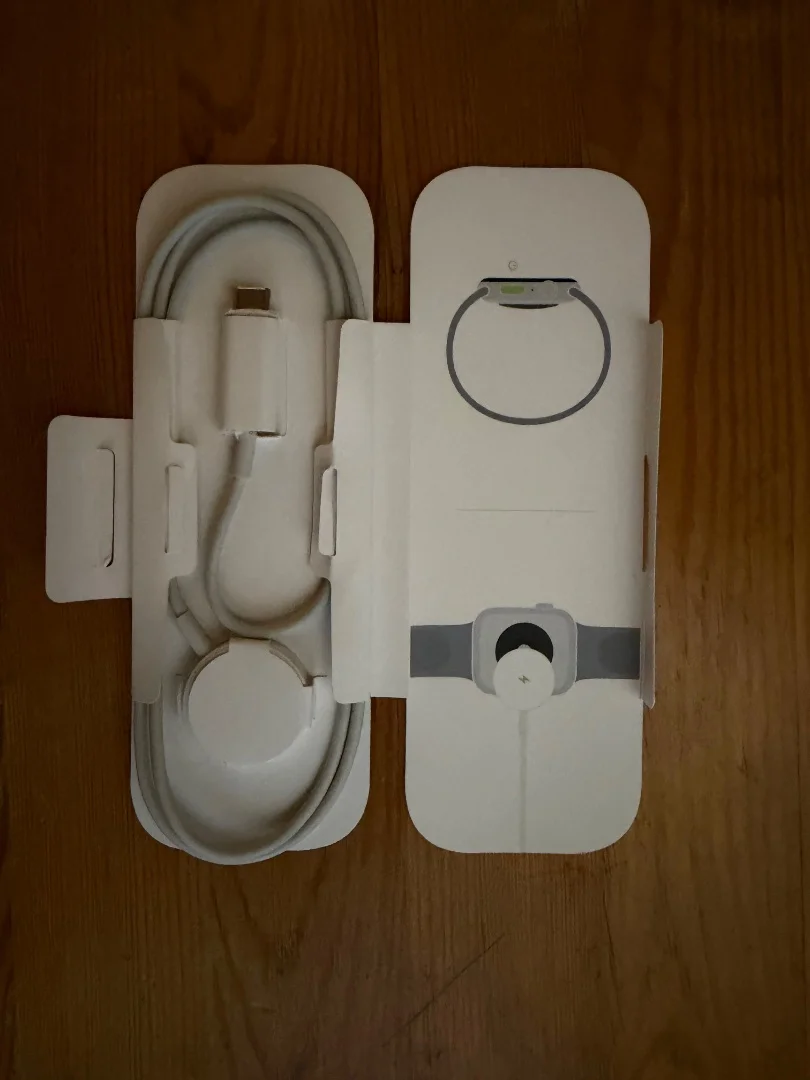 Apple Watch SE 2 44мм Silver, алюминий, ремешок Blue S/M и M/L. - миниатюра 4