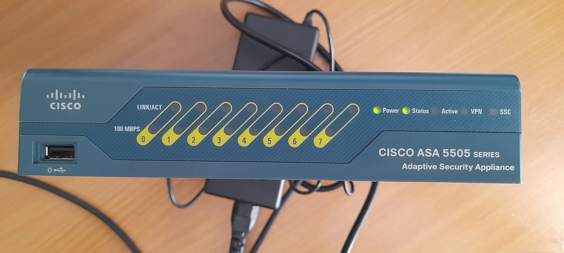 Межсетевой экран Cisco ASA 5505 - миниатюра 3