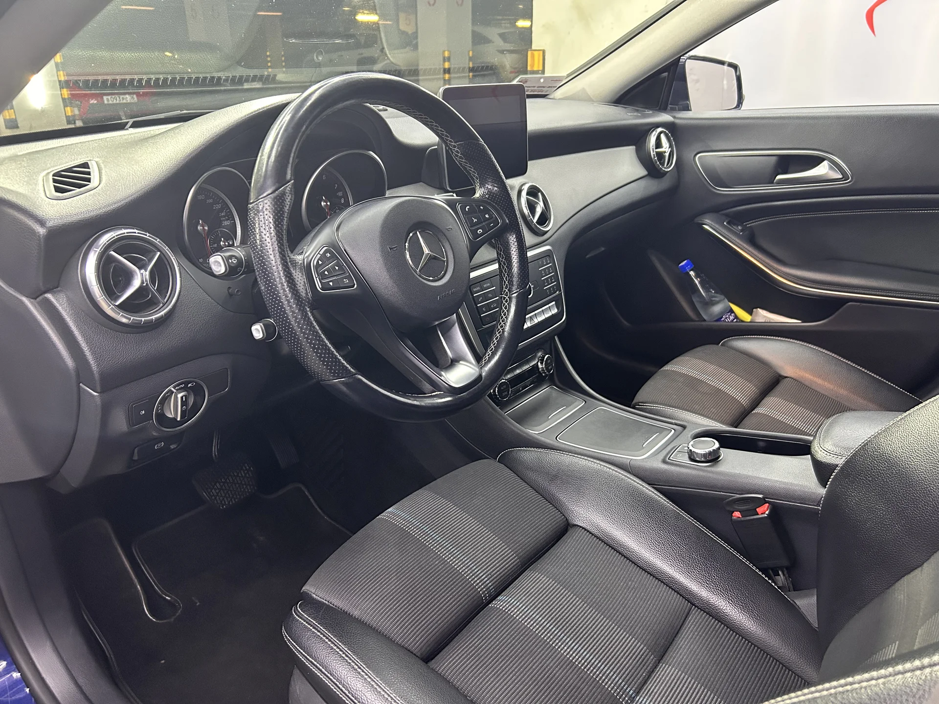 Mercedes CLA-200 1,6 AMT - миниатюра 5