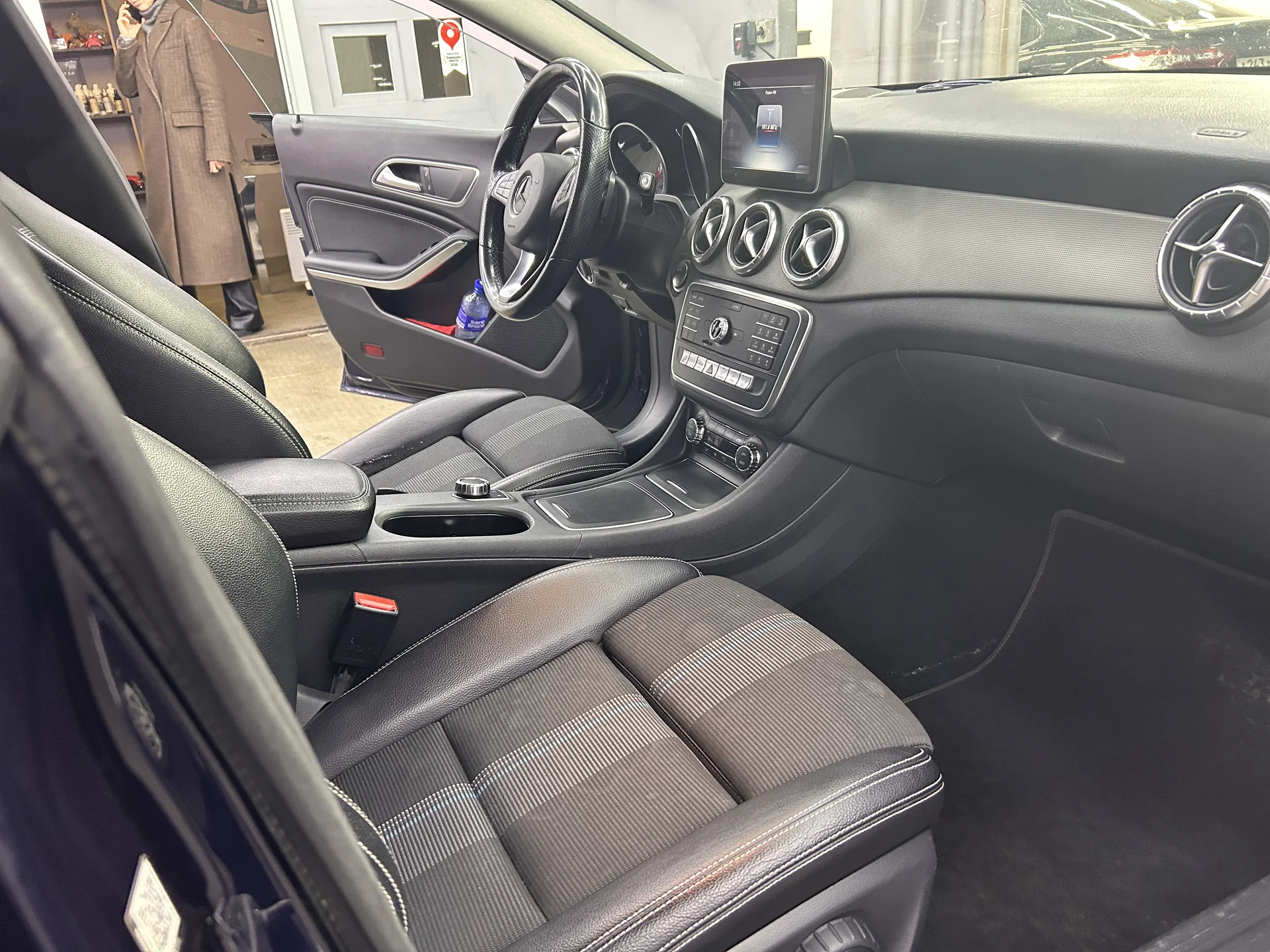 Mercedes CLA-200 1,6 AMT - миниатюра 12