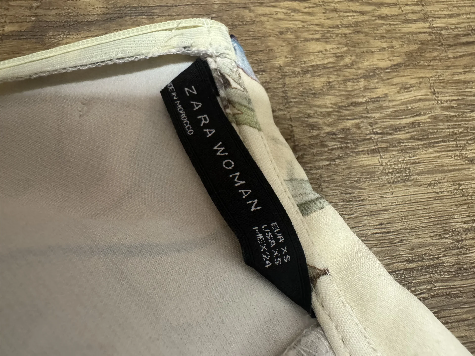 Zara блузка с цветочным принтом, размерXS - миниатюра 4