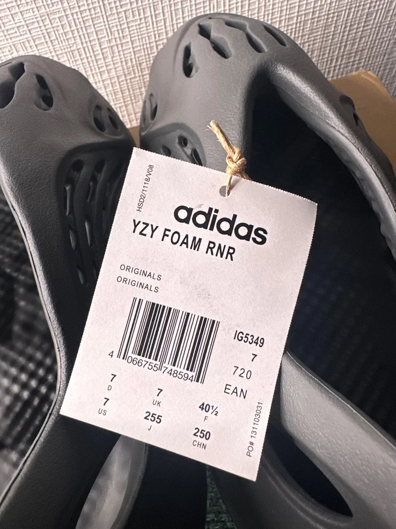 Adidas Yeezy Foam Runner Carbon - миниатюра 5