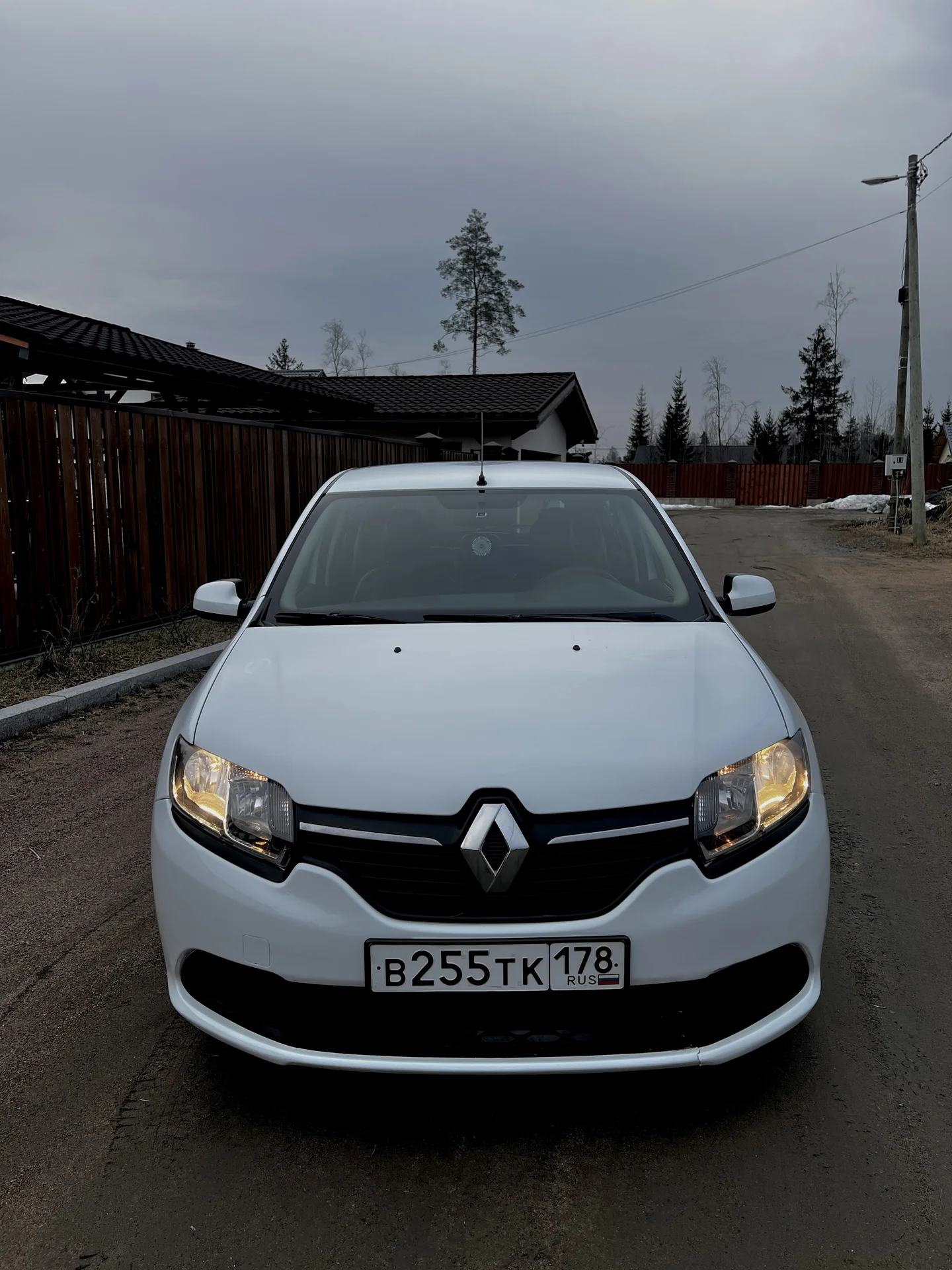 Renault Sandero 2 2014 - миниатюра 3