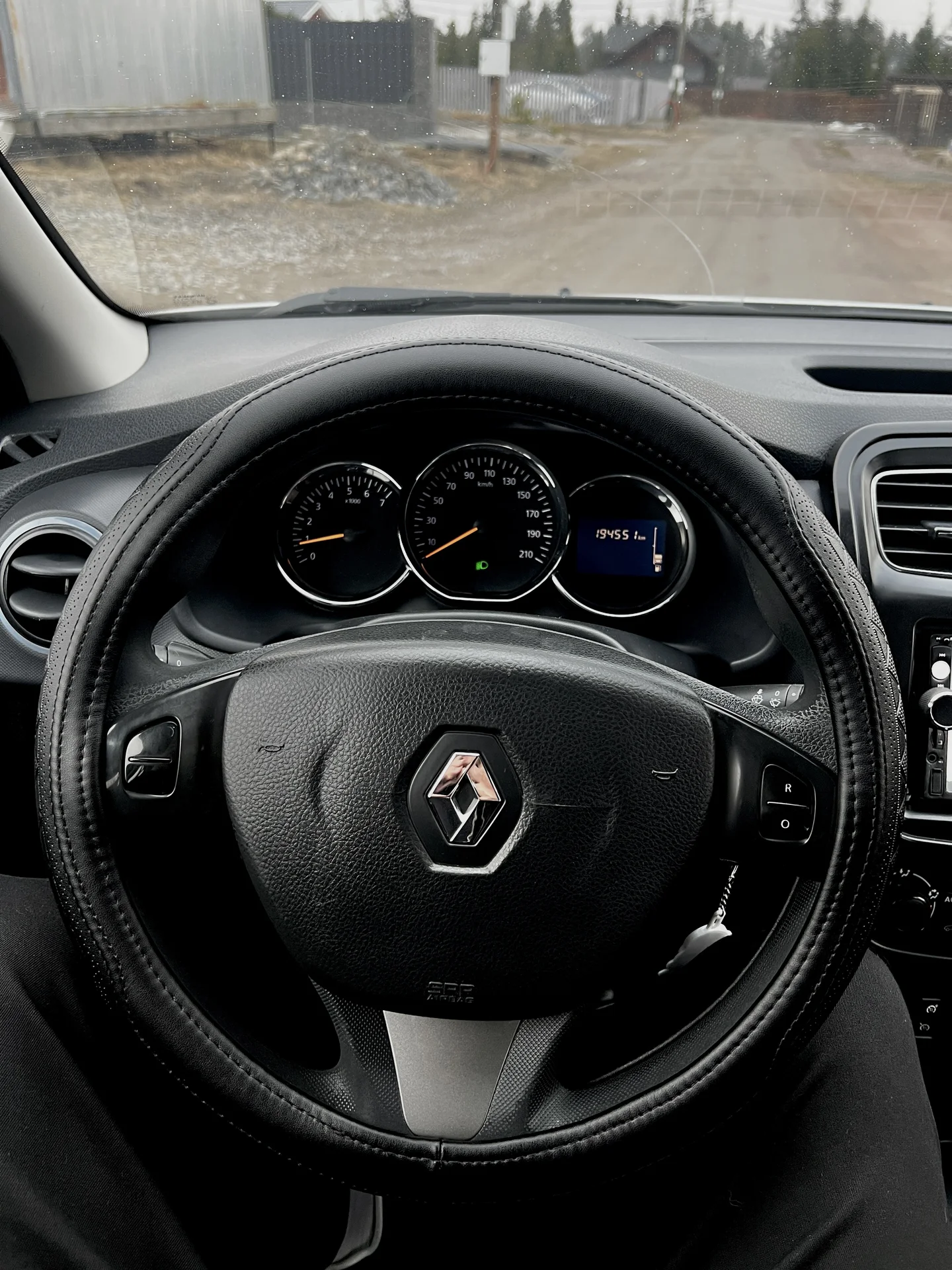 Renault Sandero 2 2014 - миниатюра 12