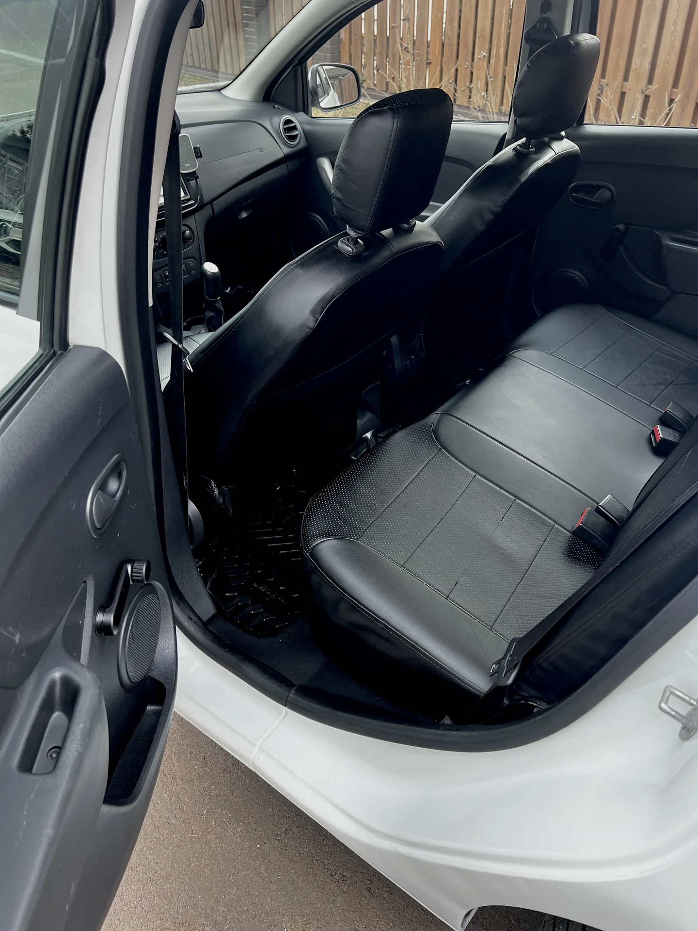 Renault Sandero 2 2014 - миниатюра 15