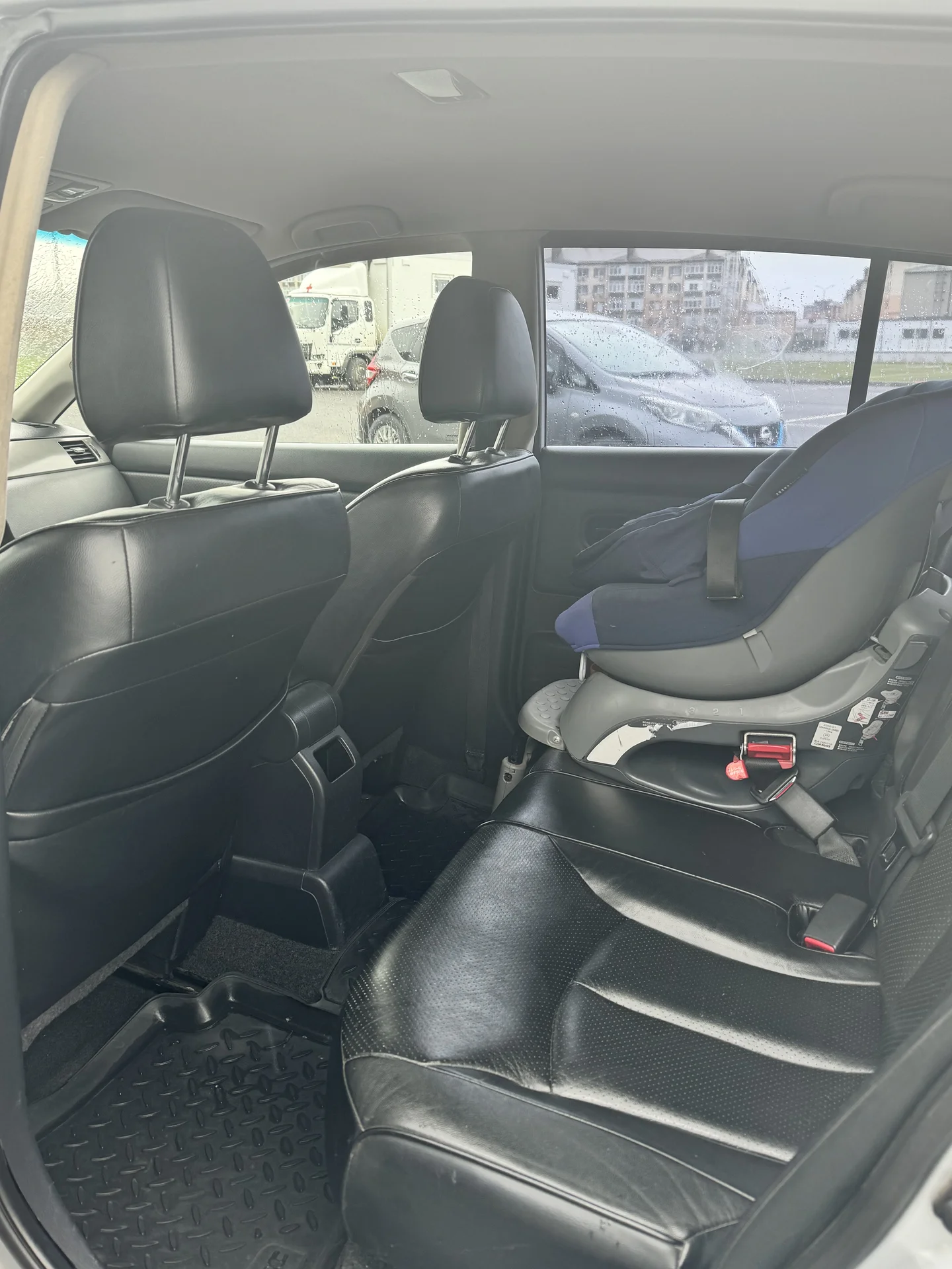Nissan Tiida, Tekna 1,8 - миниатюра 8