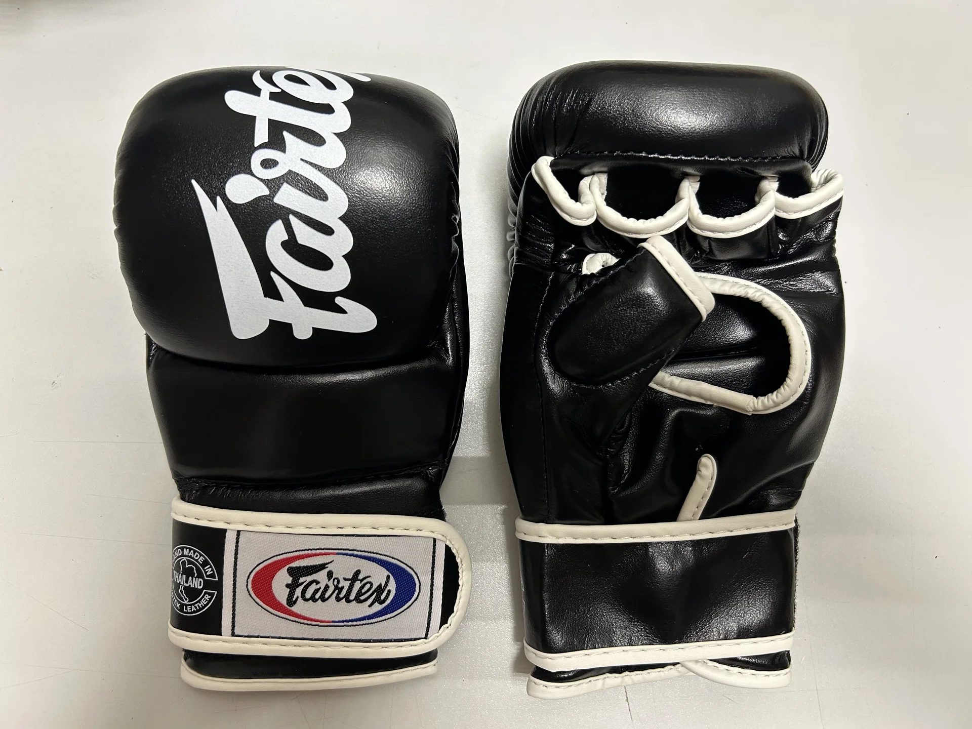Перчатки для ММА FGV18 Fairtex - миниатюра 2
