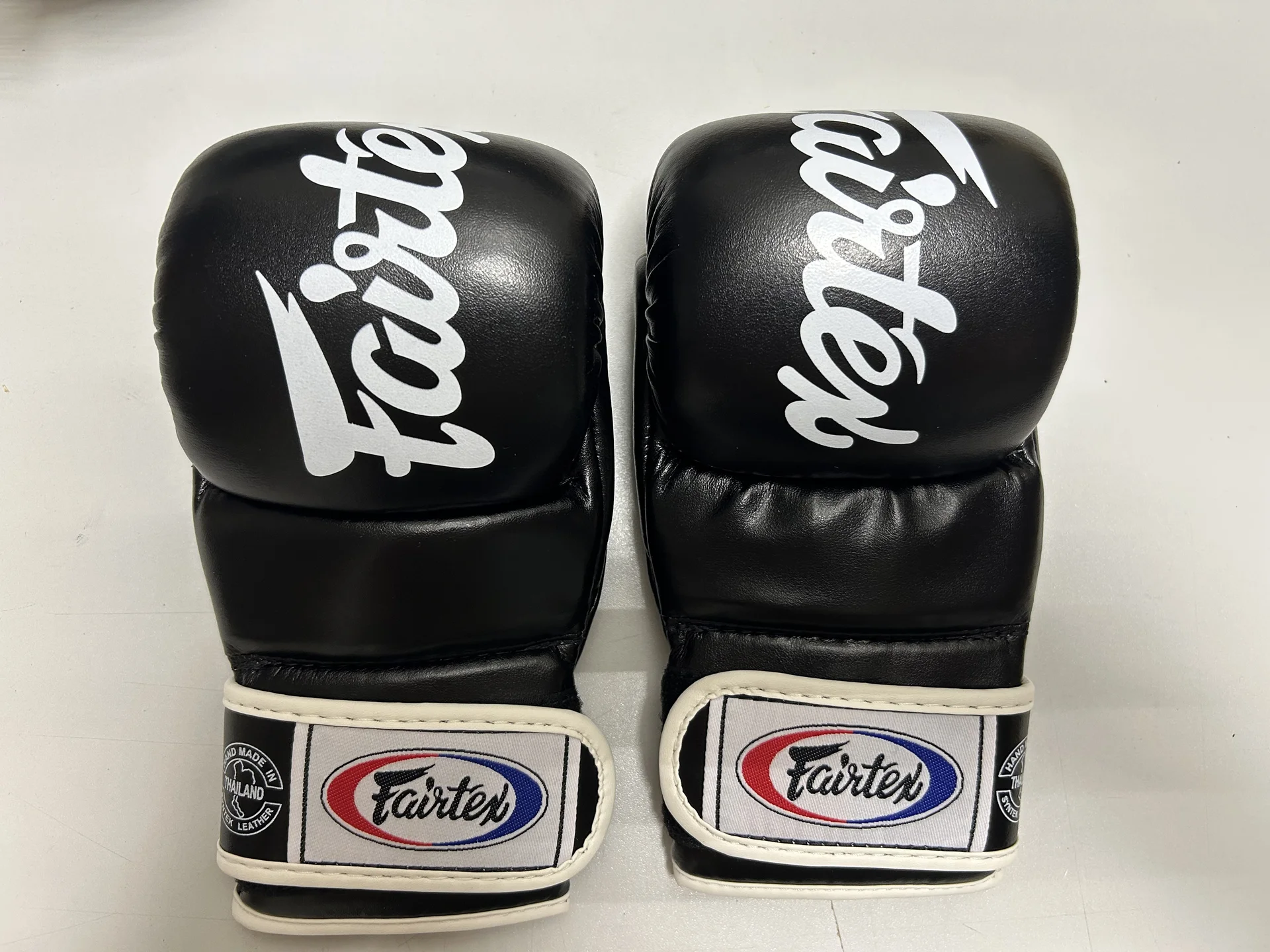 Перчатки для ММА FGV18 Fairtex - миниатюра 4