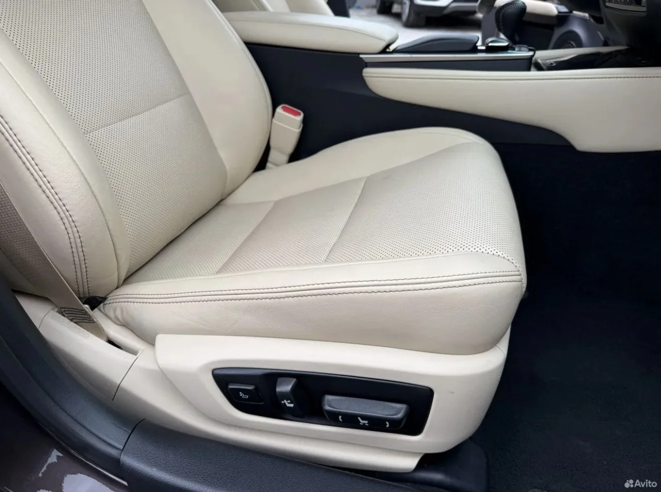 Lexus GS 250 - миниатюра 9