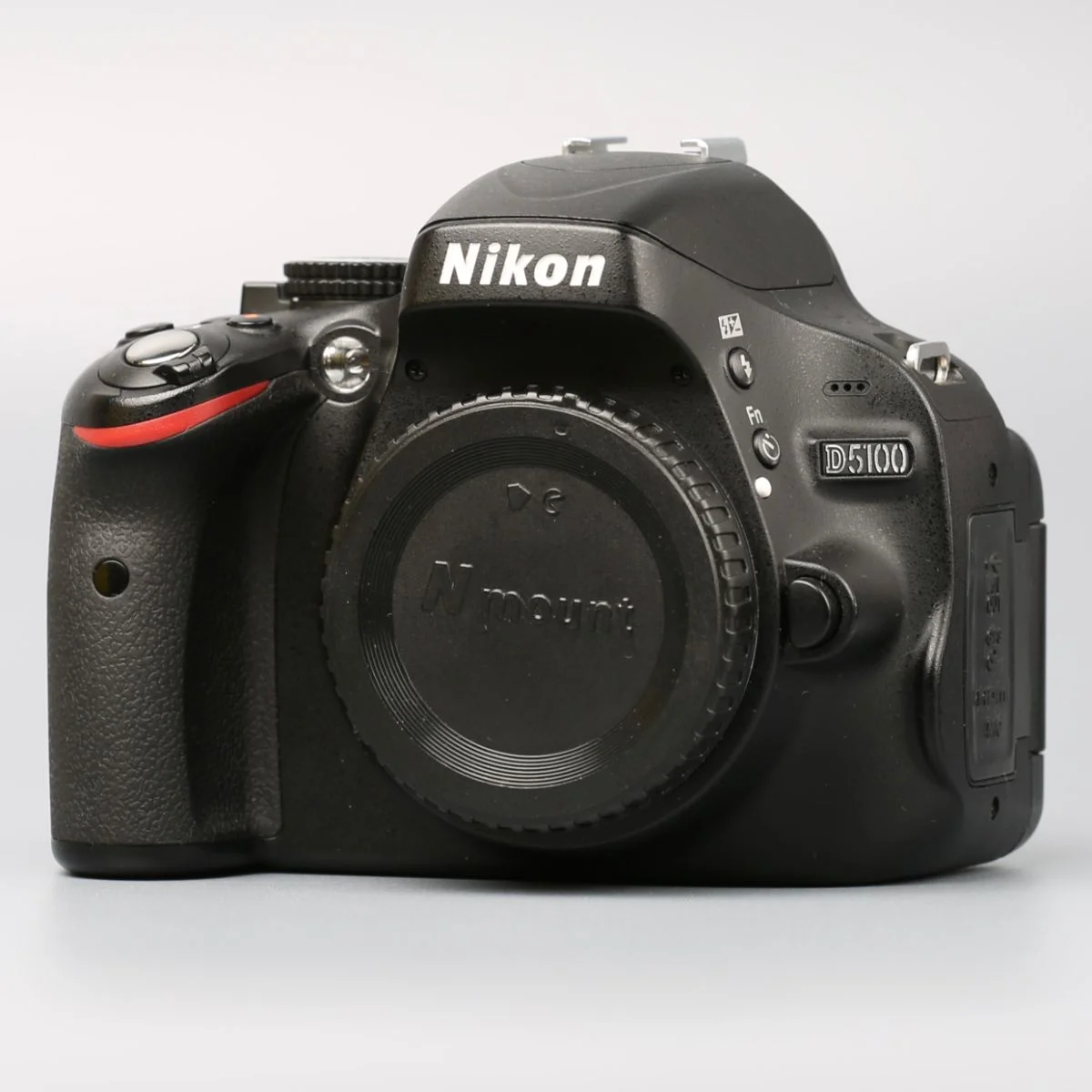 Nikon D5100 body - изображение 1