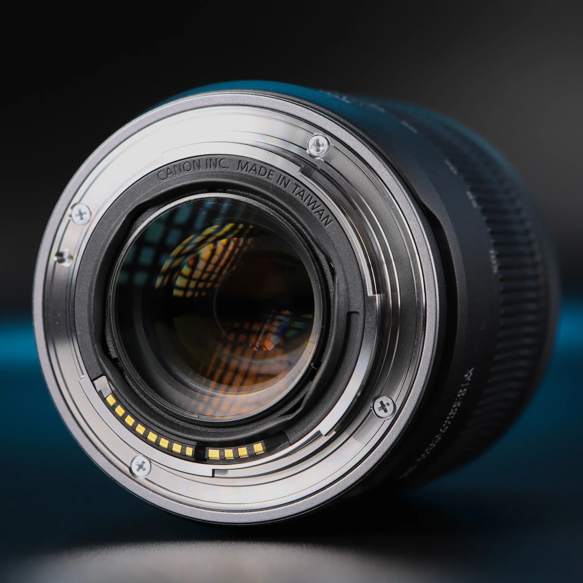 Canon RF 24-105mm IS STM - миниатюра 5
