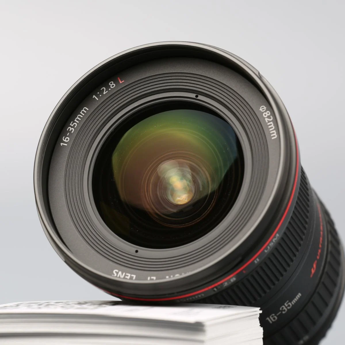 Canon EF 16-35mm 2.8 L II USM - миниатюра 3