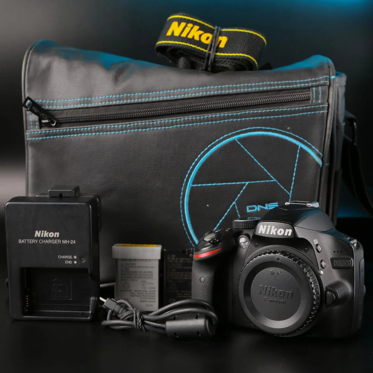 Nikon D3200 body - миниатюра 10