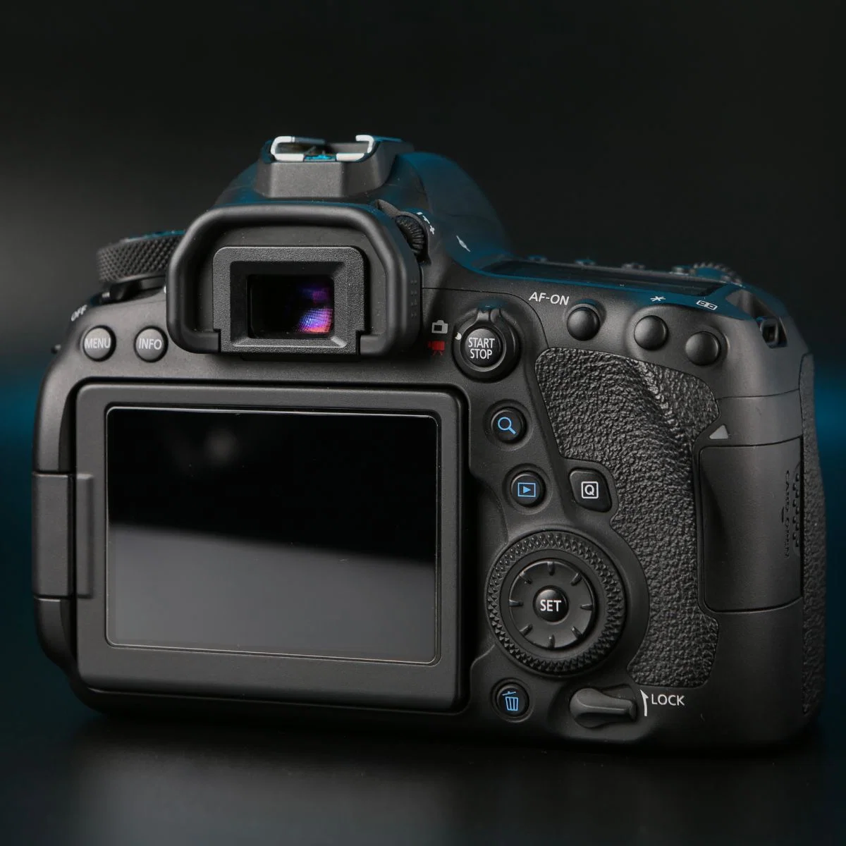 Canon 6D Mark II body - миниатюра 8