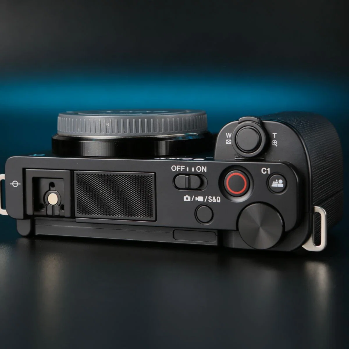 Sony ZV-E10 body - миниатюра 6