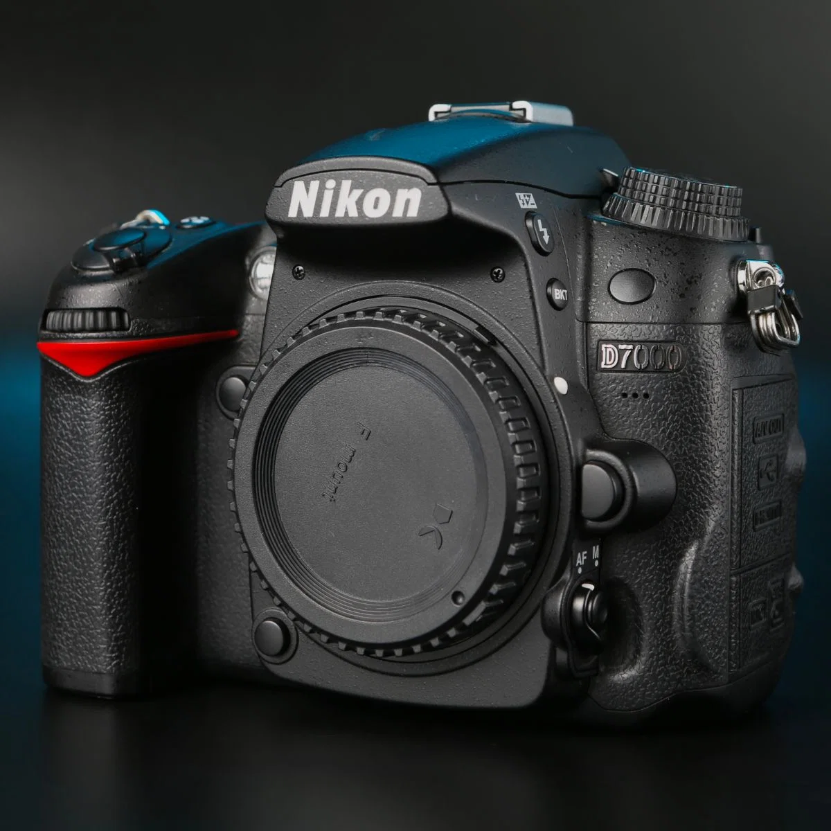 Nikon D7000 body - изображение 1