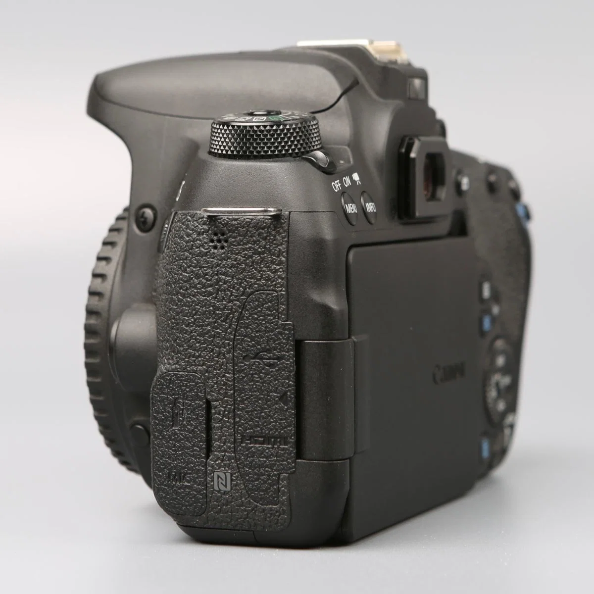 Canon 77D - миниатюра 2