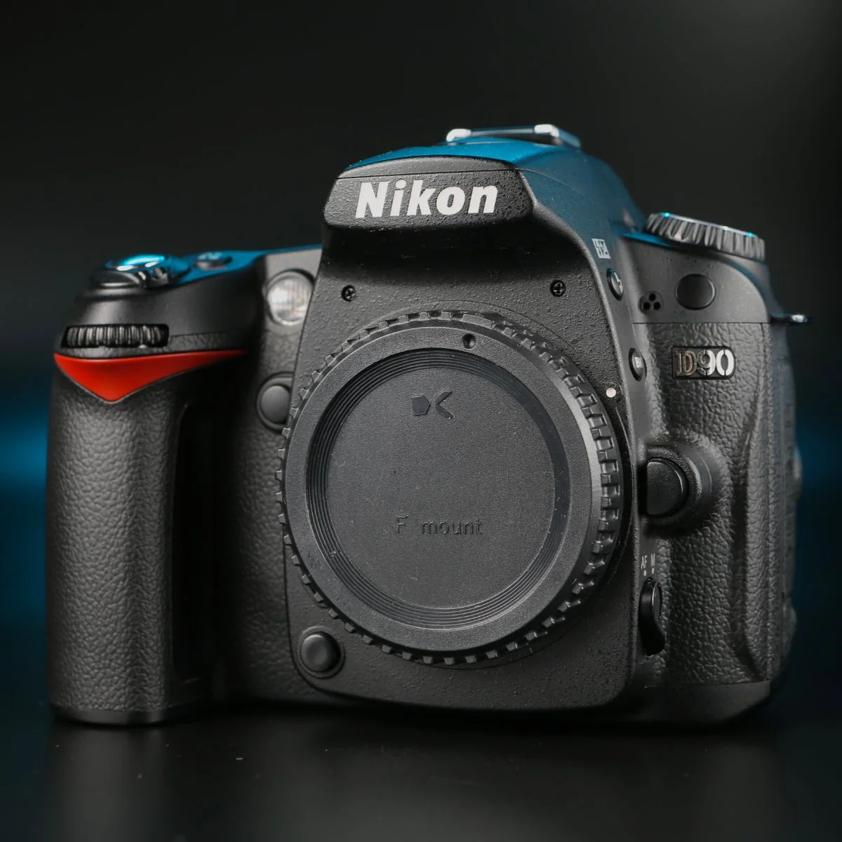 Nikon D90 body - изображение 1