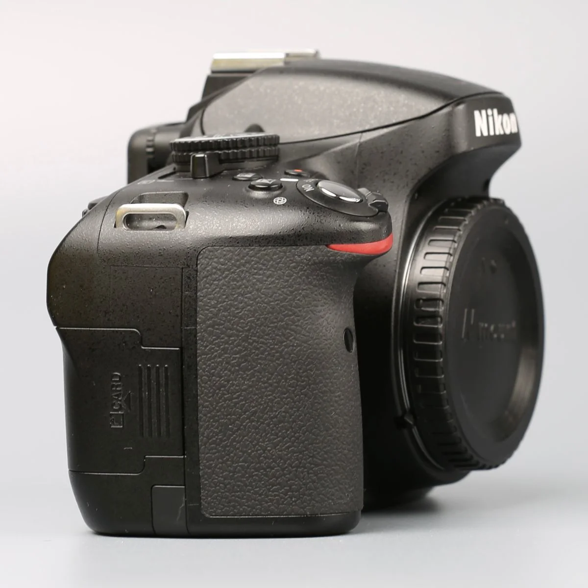 Nikon D5100 body - миниатюра 4