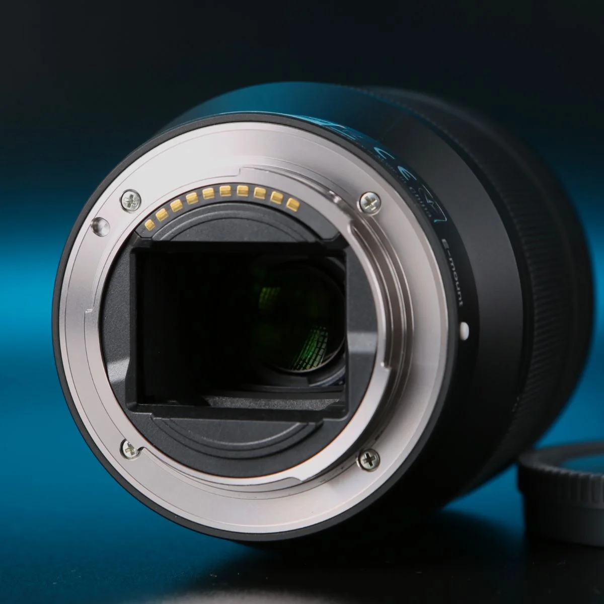 Sony FE 28-70mm OSS - миниатюра 3