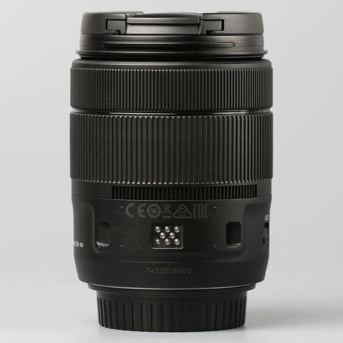 Canon EF-S 18-135mm IS Nano USM - миниатюра 3