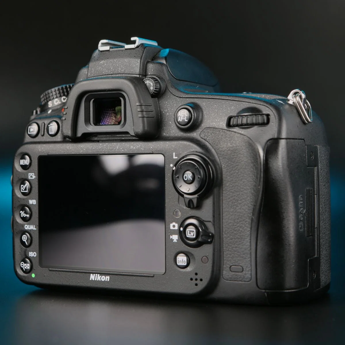 Nikon D610 body - миниатюра 7