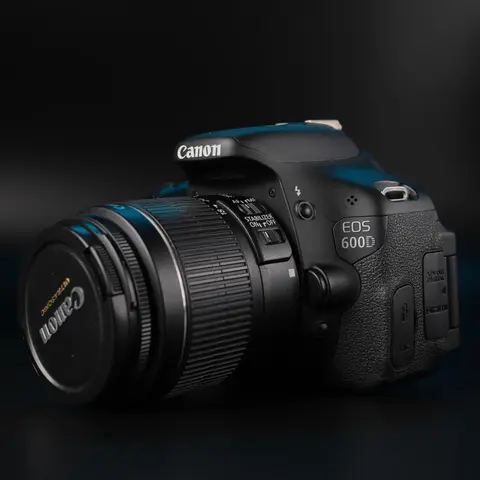 Canon 600D kit 18-55mm