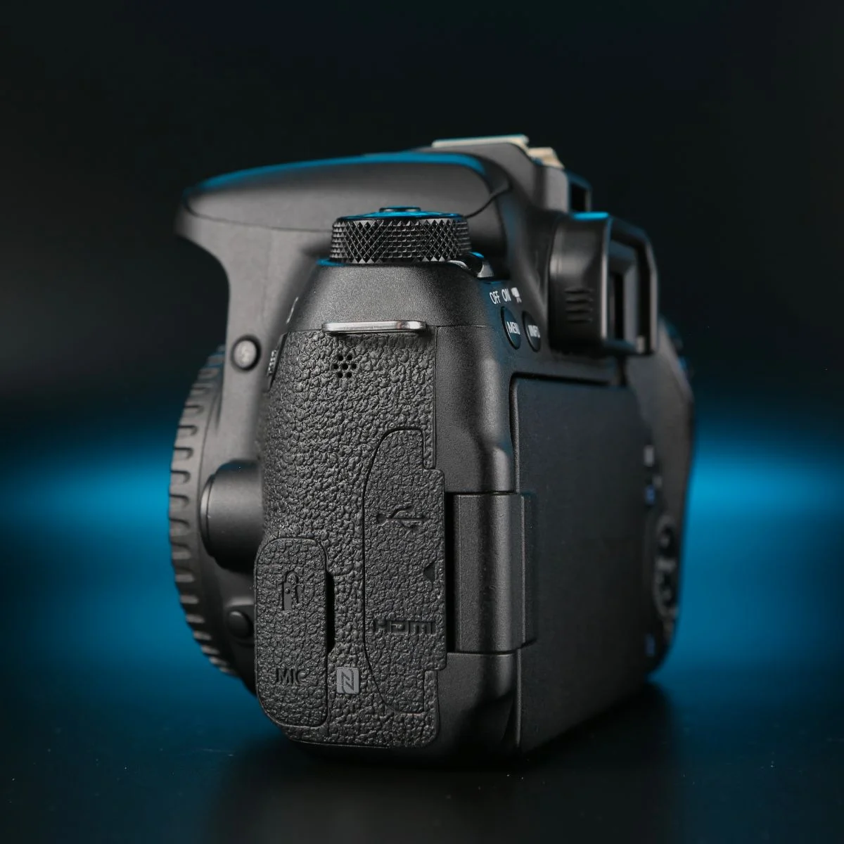 Canon 77D body - миниатюра 2