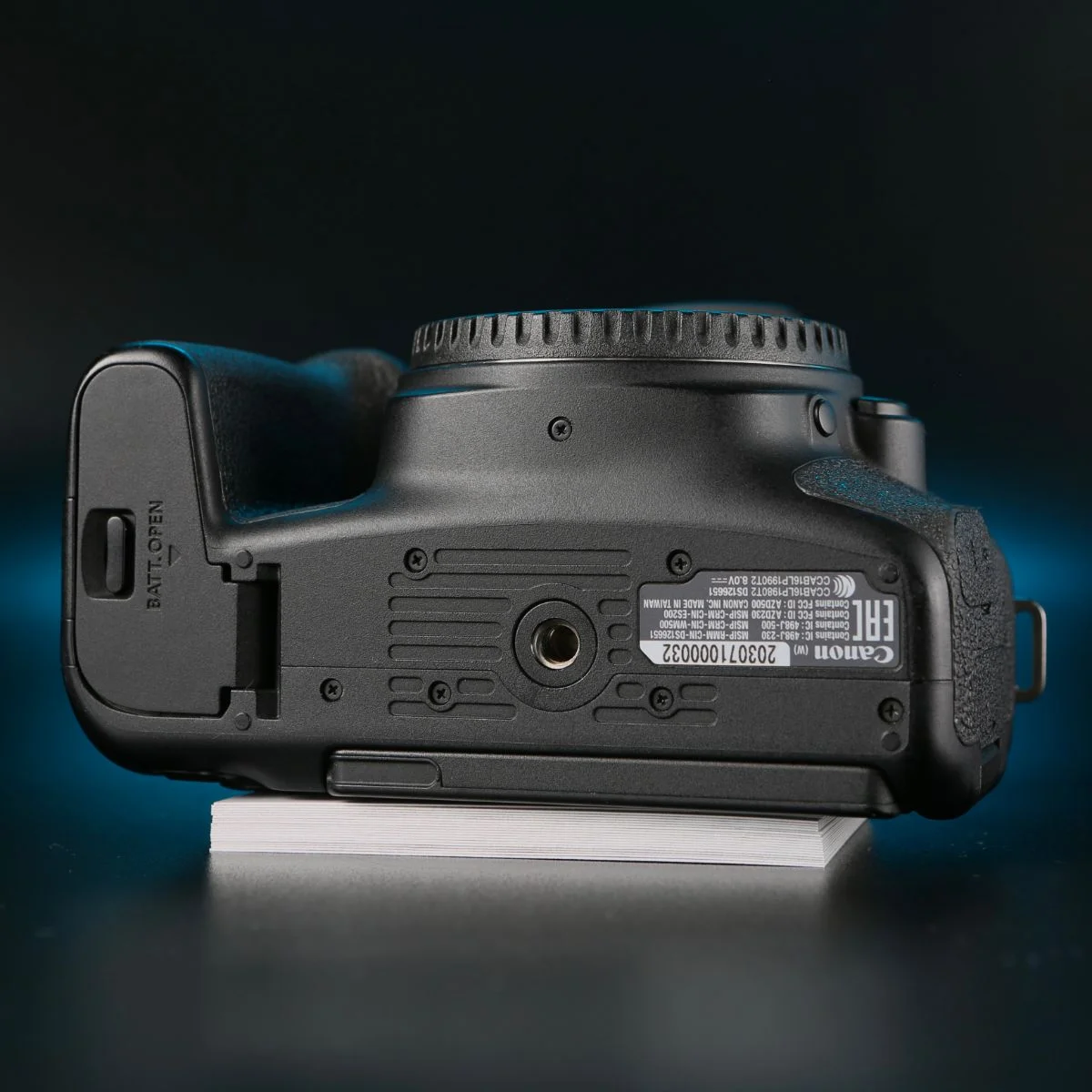 Canon 77D body - миниатюра 4