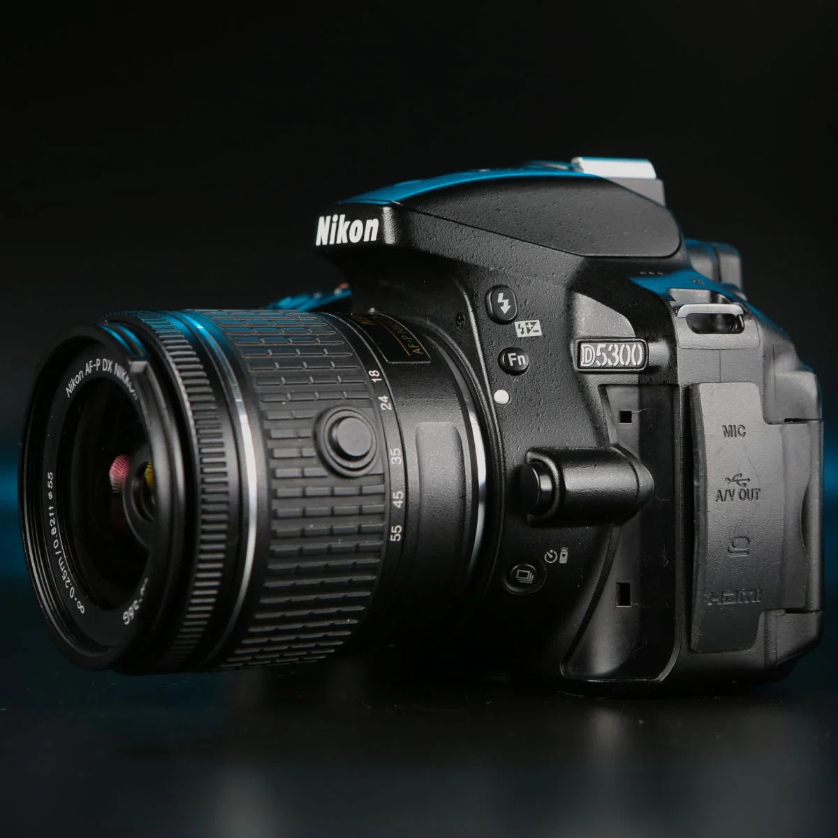 Nikon D5300 kit 18-55mm - изображение 1