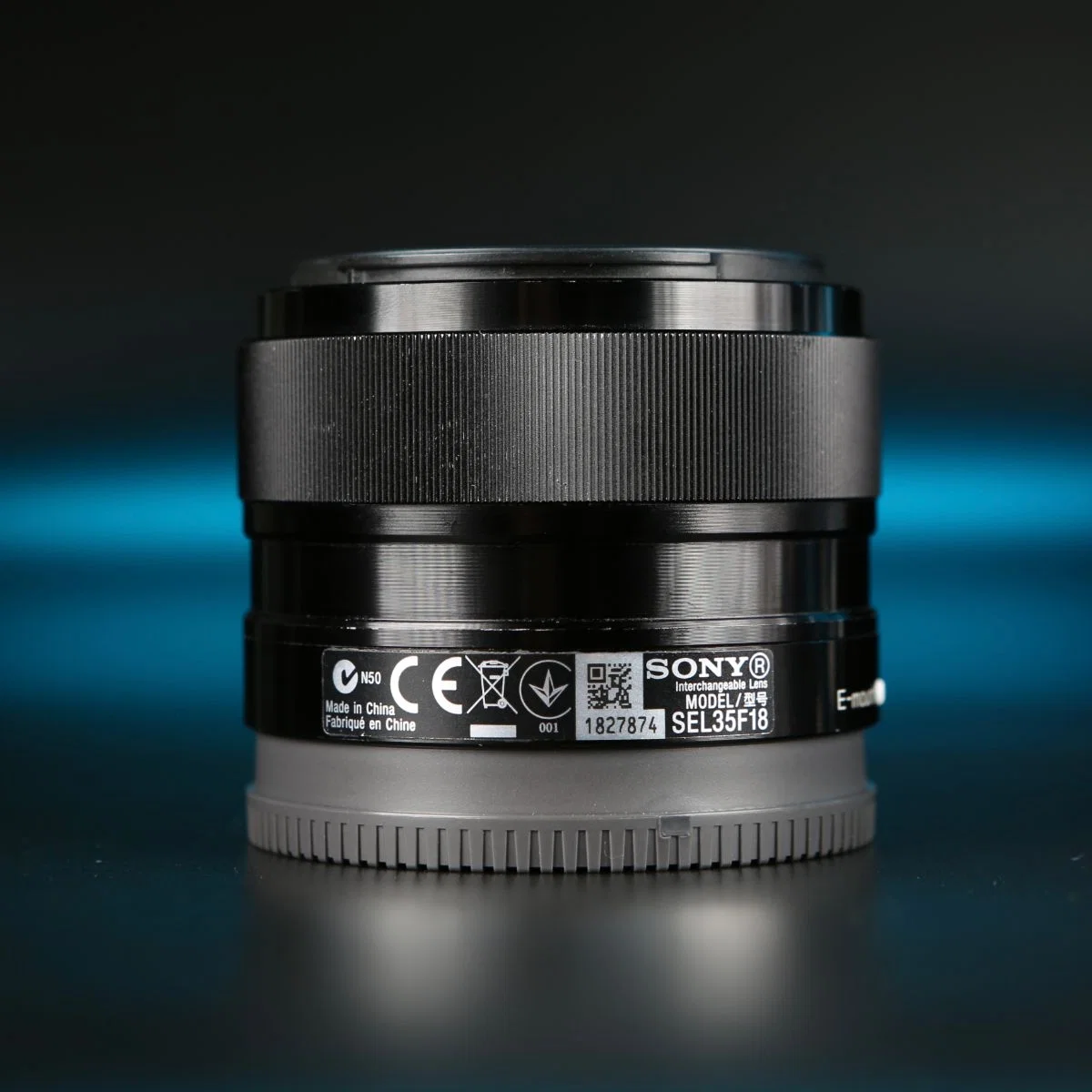Sony E 35mm 1.8 OSS - миниатюра 2