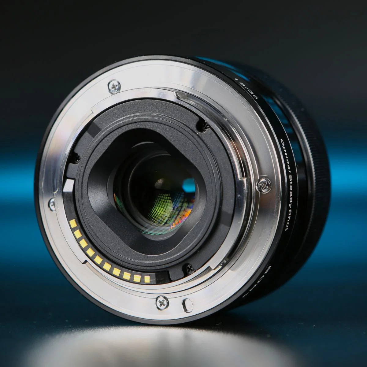 Sony E 35mm 1.8 OSS - миниатюра 4