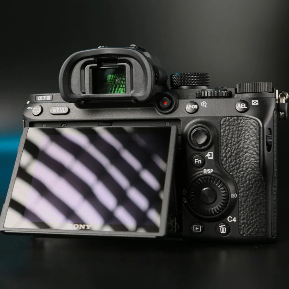 Sony A7 III body - миниатюра 8
