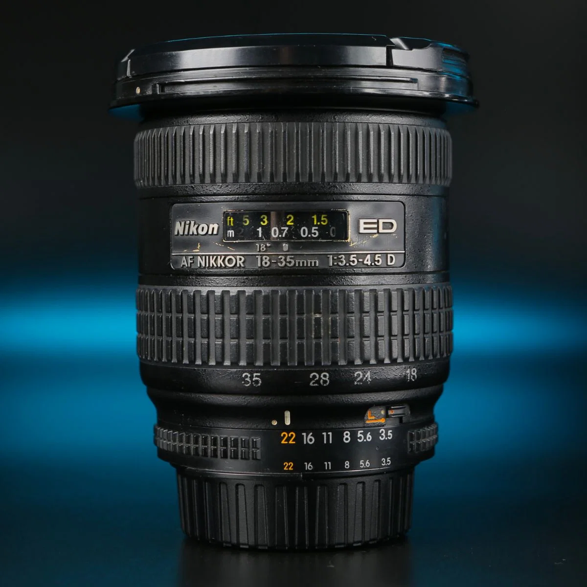 Nikon AF 18-35mm - изображение 1