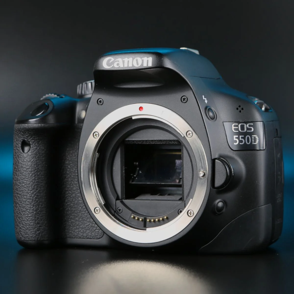 Canon 550D body - миниатюра 8