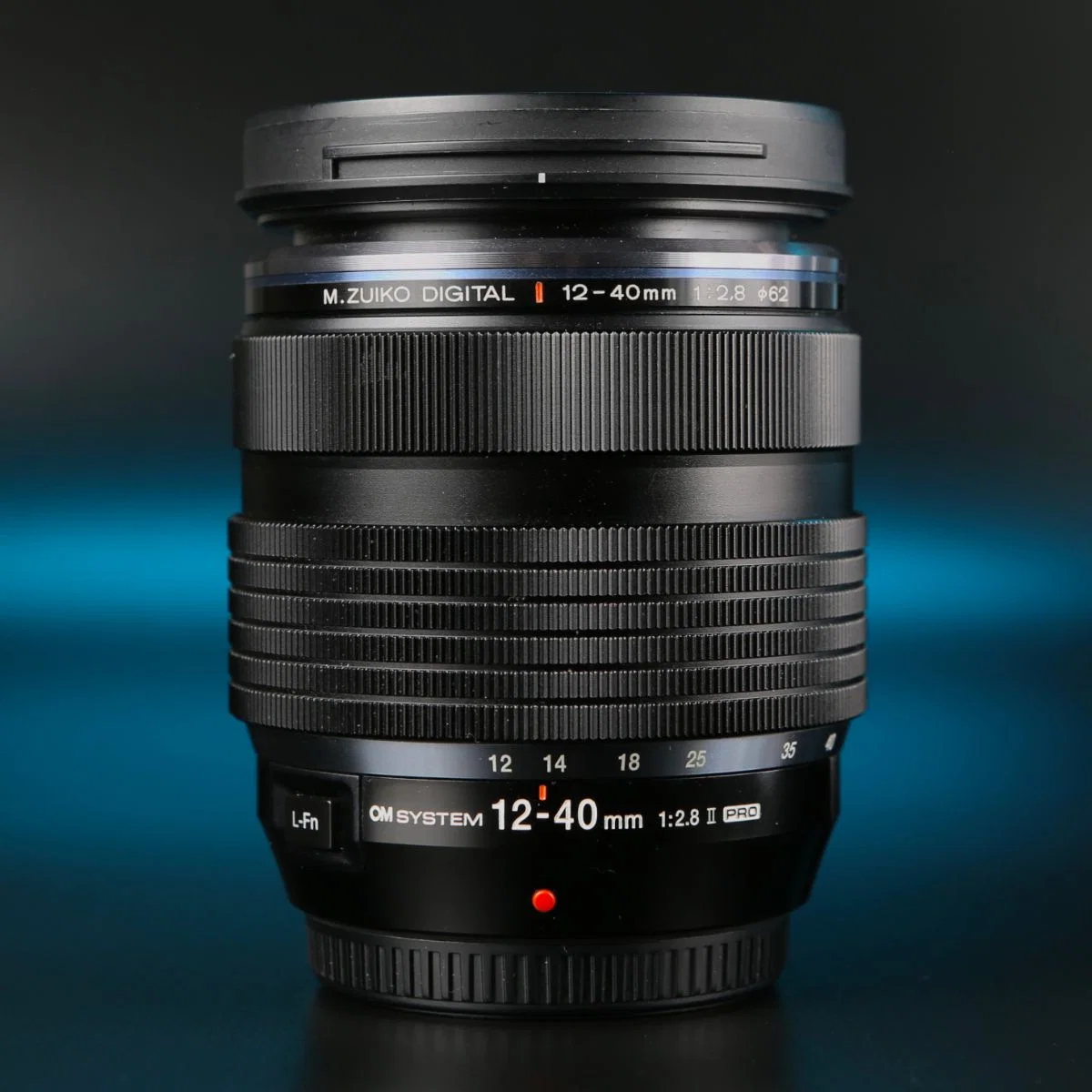 OM SYSTEM M.Zuiko 12-40mm F2.8 PRO II - изображение 1