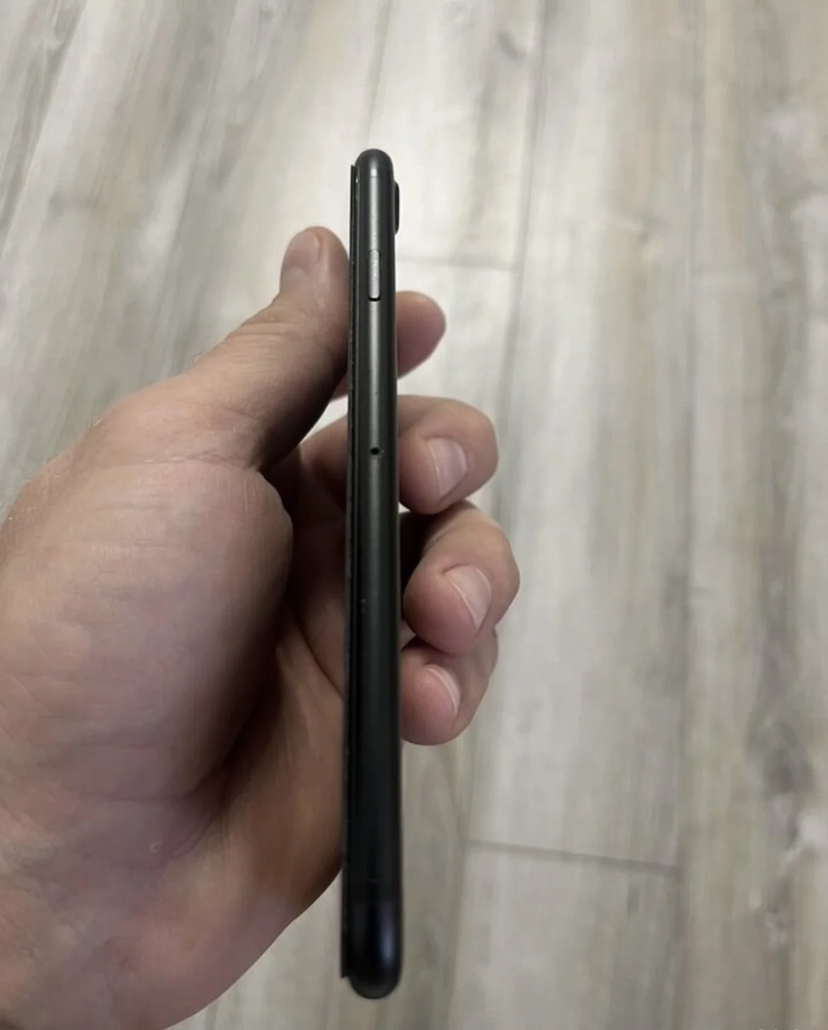 Продаю iPhone 7 - миниатюра 3