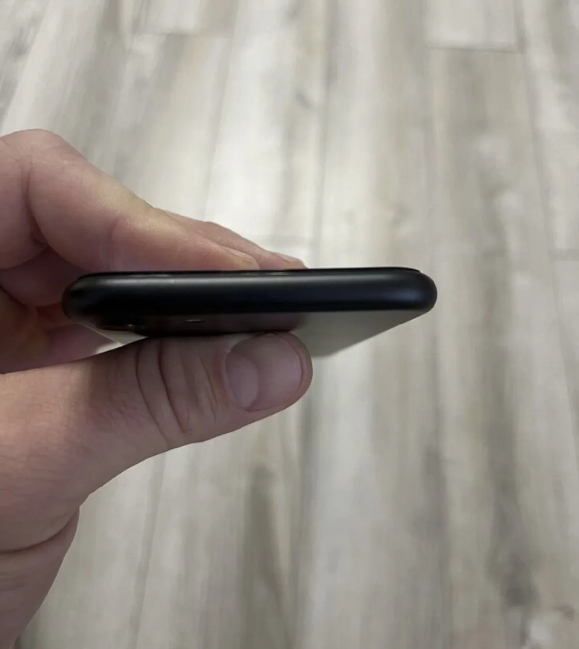 Продаю iPhone 7 - миниатюра 5