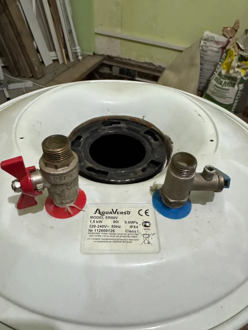 Накопительный водонагреватель электрический 80л AquaVerso ER V 1.5 кВт - миниатюра 7