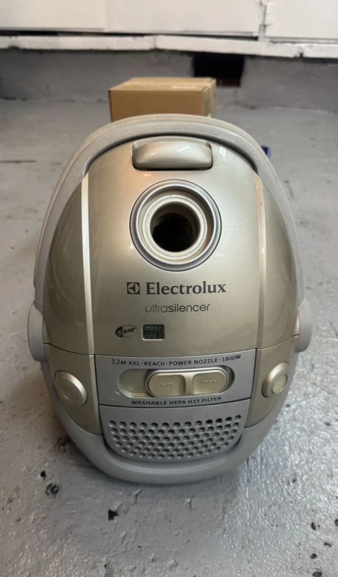 Пылесос Electrolux zus3388 - изображение 1
